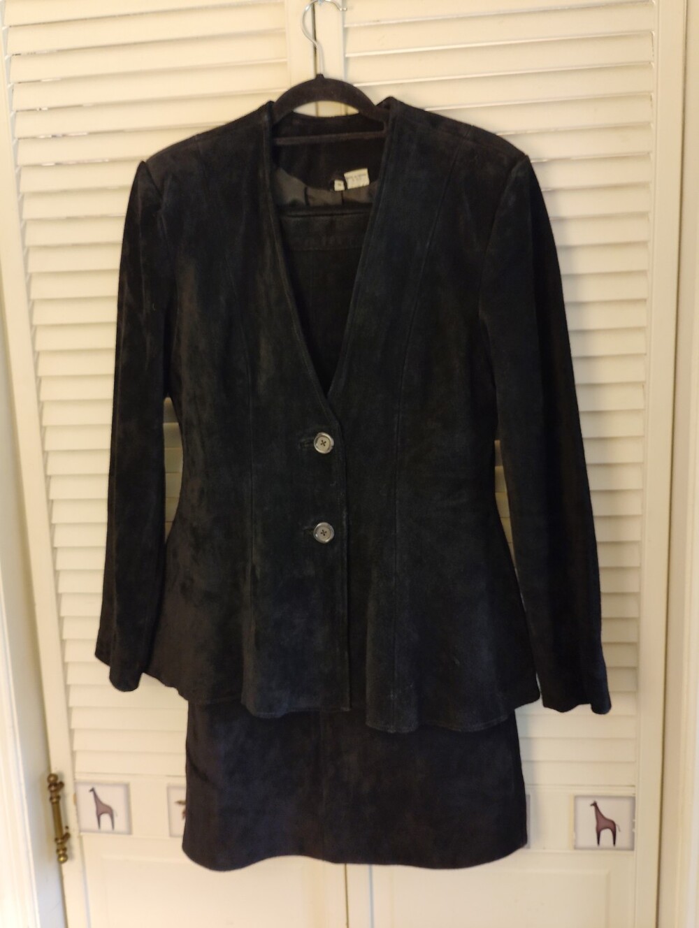 Deerskin Black Leather Skirt Set - Classic Two-Piece Women’s Ensemble